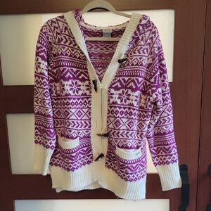 Women's Avalanche Purple and Cream Sweater Size Small Toggle Button